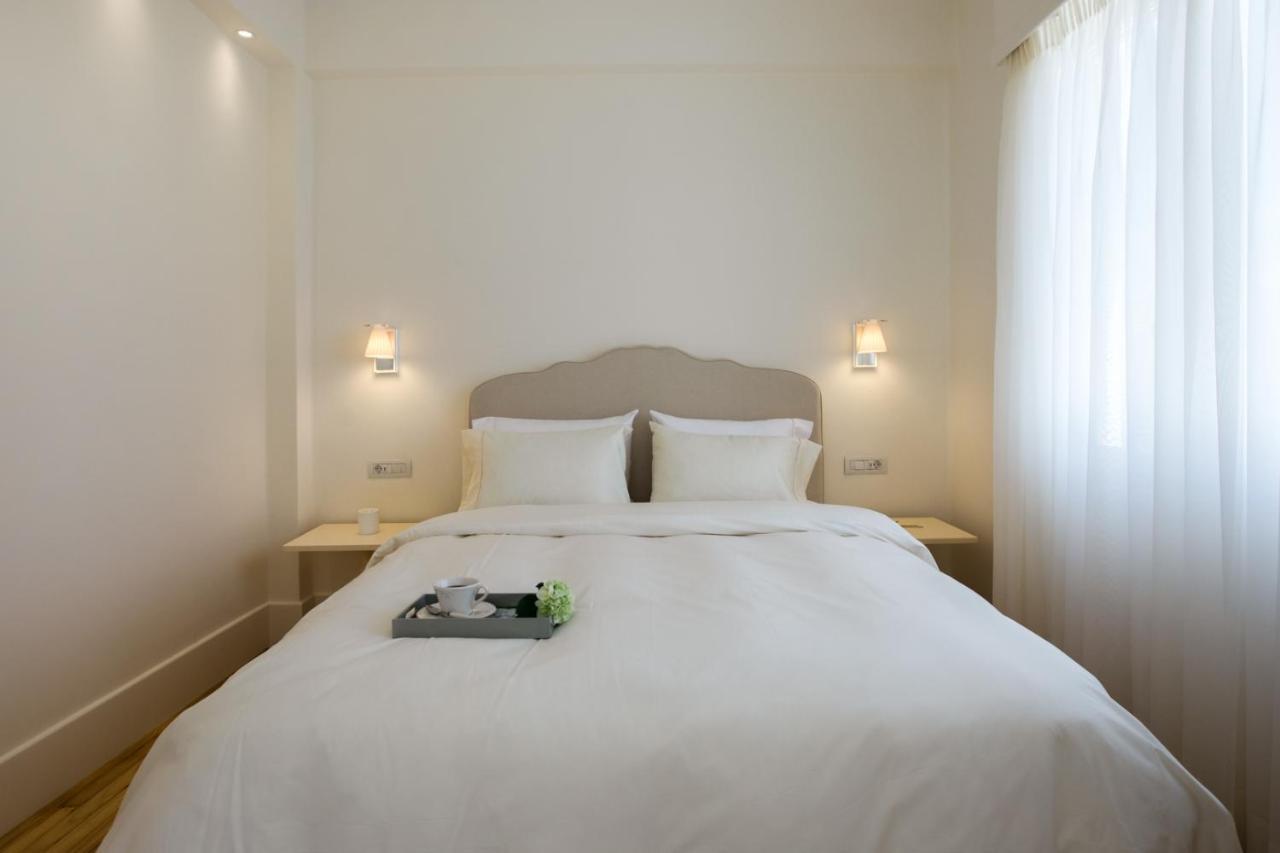Etoile Luxury Suites Аргостолион Екстериор снимка