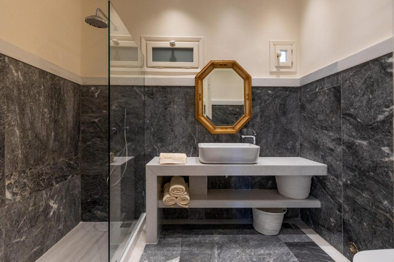 Etoile Luxury Suites Аргостолион Екстериор снимка