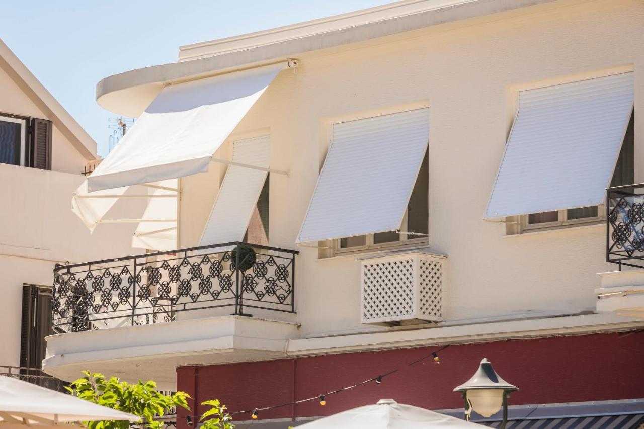 Etoile Luxury Suites Аргостолион Екстериор снимка